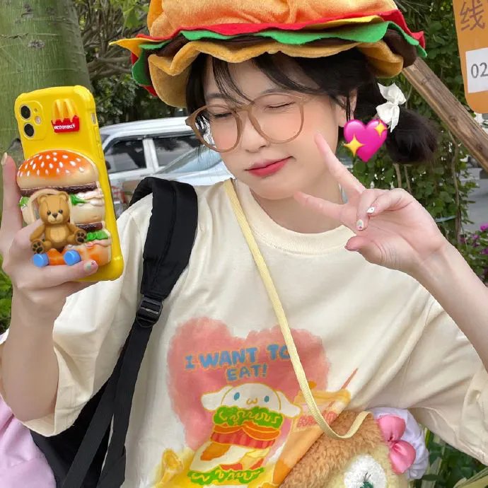 杏仁剧院
